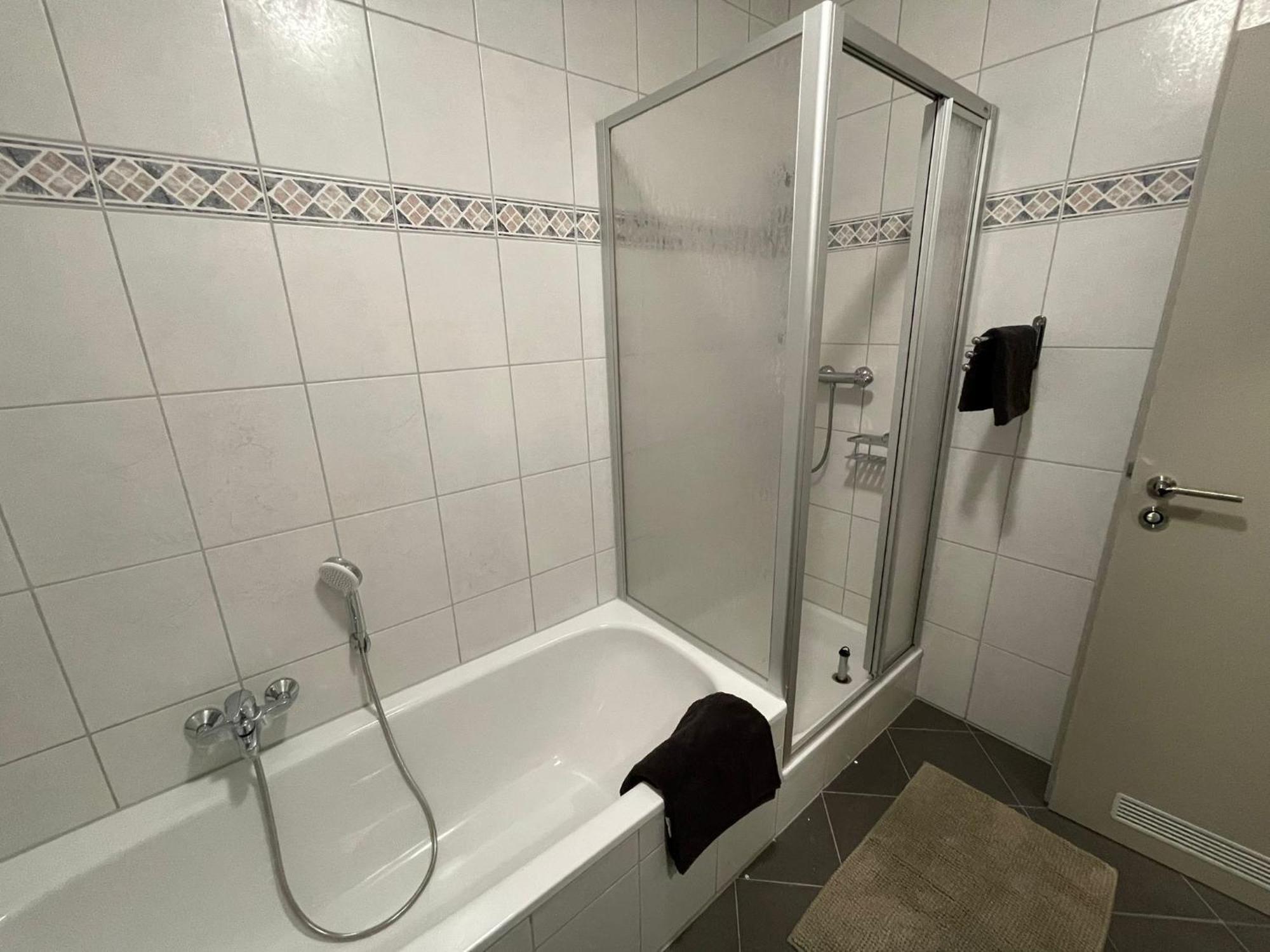 Ferienwohnung Mia Niestetal Esterno foto